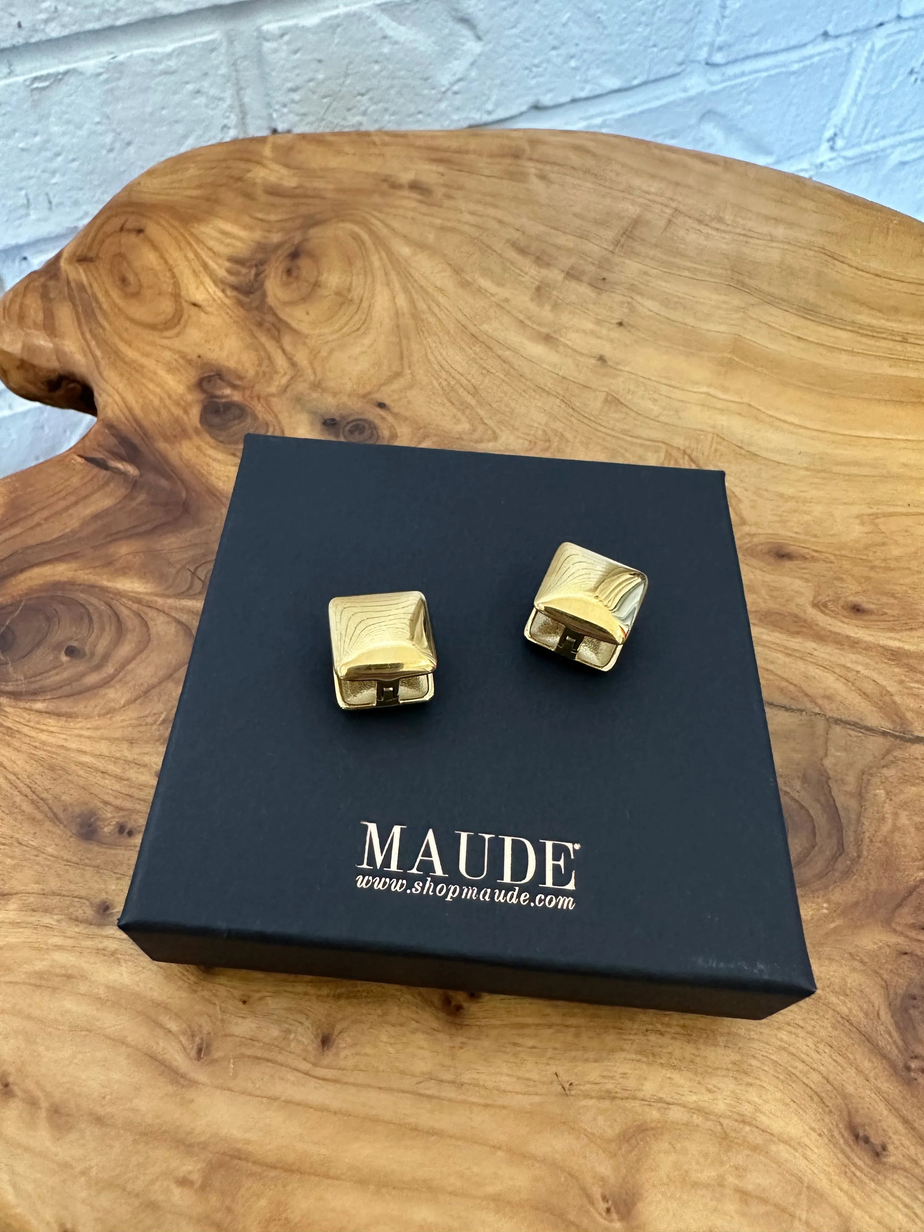 18K Square Earrings