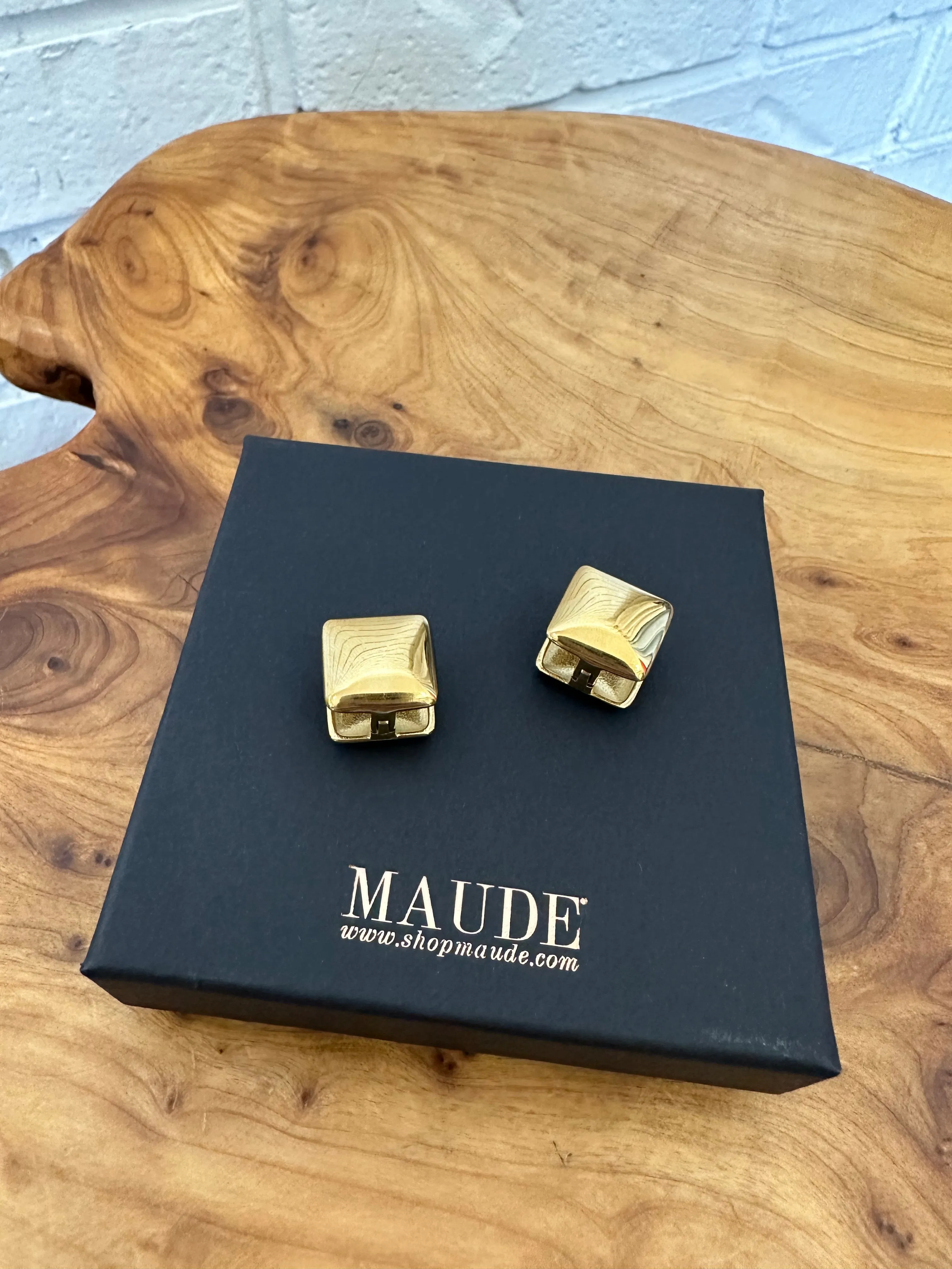 18K Square Earrings