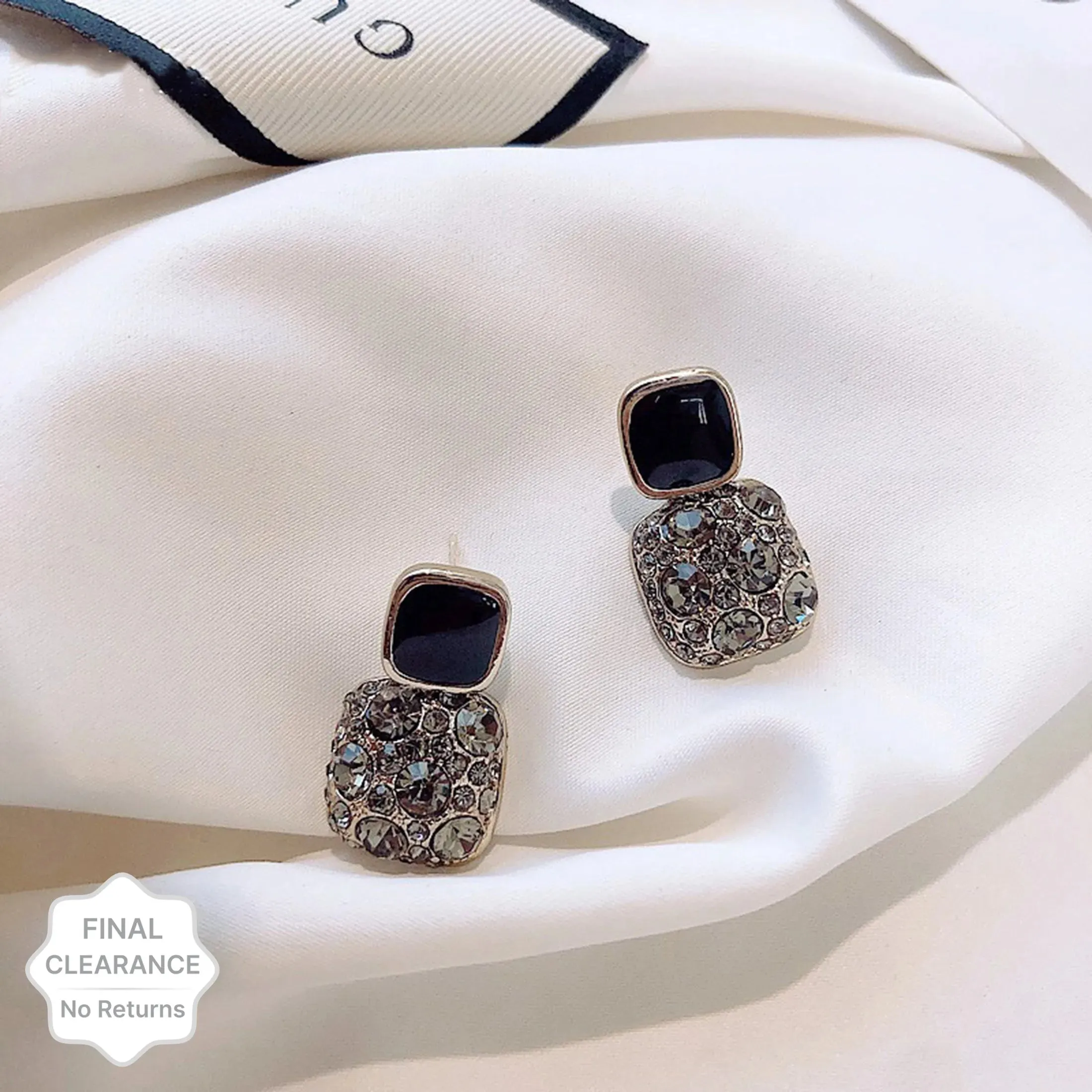 Gold Plated Stone Decor Finish Black Stone Decor Korean Earrings Cubic Zirconia Alloy Stud Earring - Pair Of 1