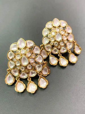 Kundan Elegance Classic Drop Earrings