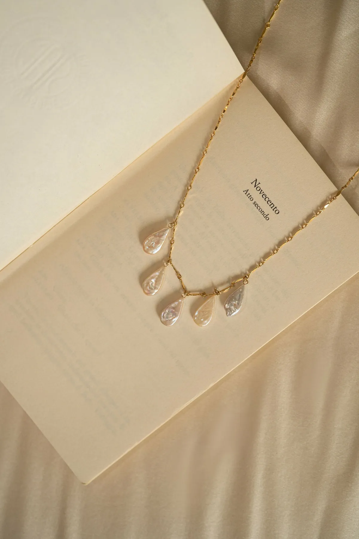 Lina Pearl Necklace